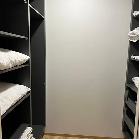 Huoneisto Luxe Retreat In Pasila-close To Tripla